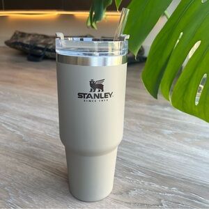 30oz Stanley Tumbler with no handle